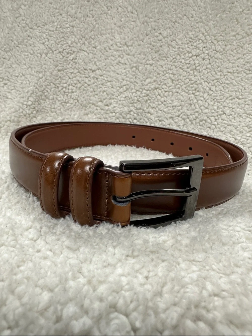 Mio Marino Collection  Size 36 Men’s Leather Belt, Beautiful Shiny Buckle EUC!